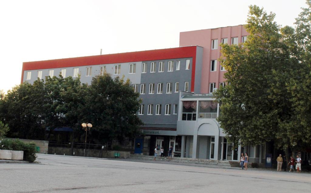 טרגובישטה Hotel Mizia מראה חיצוני תמונה