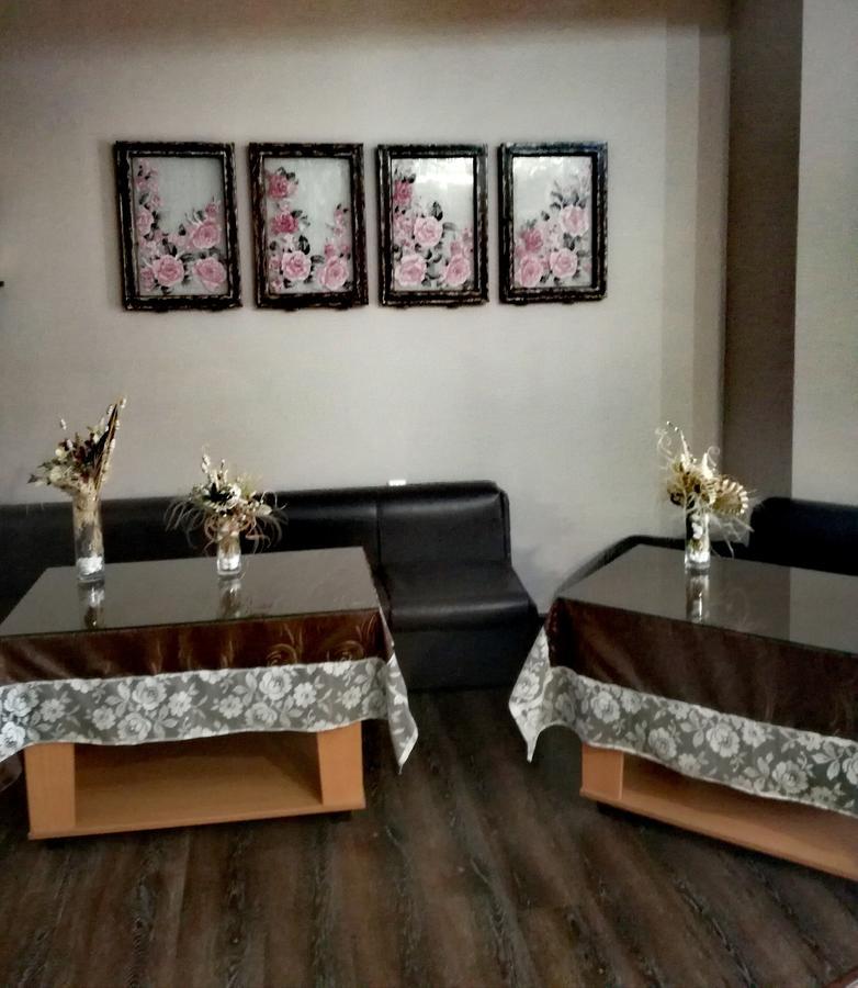 טרגובישטה Hotel Mizia מראה חיצוני תמונה